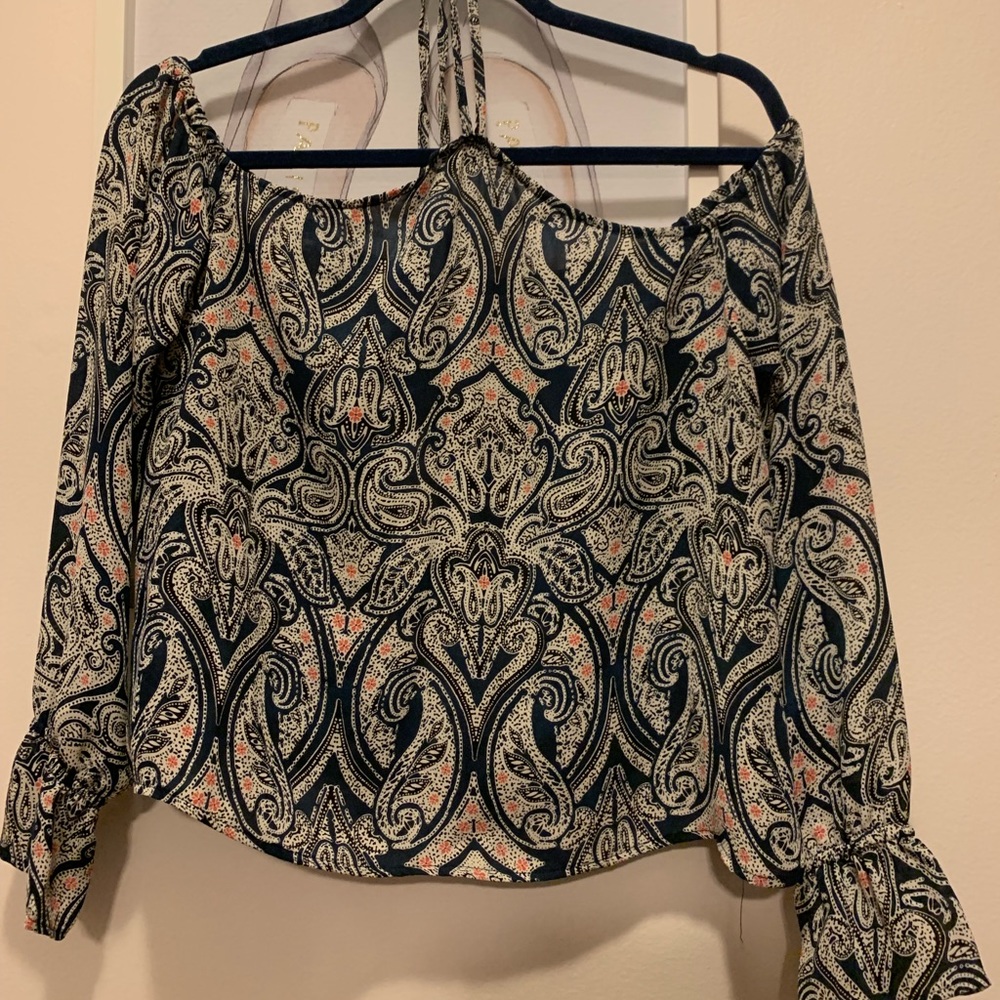 Off the shoulder long sleeve blouse